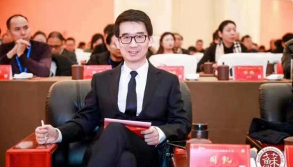 95后30岁敲钟美股！股票代码WTF暴拉400%，美股投资者疯了？