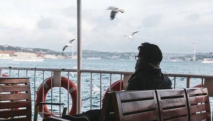 联创电子上涨7.96%，报10.98元/股