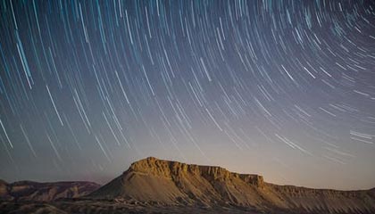 冠捷科技股价上涨1.23% 主力资金净流入463万元